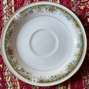 Saucers (Mikasa Ivory China - Greendale) - set of 4